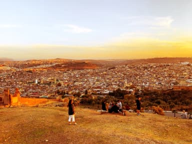 Inland Plateaus & Cities